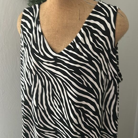 Susan Graver zebra print tiered sleeveless v-neck midi dress size 1X - Picture 2 of 8
